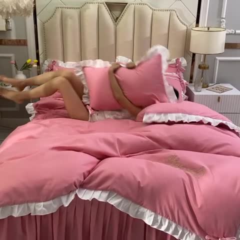 91家纺网 家纺一手货源 找家纺 欧冠 2022新款潮系列爱巢款床裙款刺绣四件套 深粉
