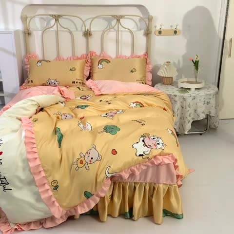 91家纺网 家纺一手货源 找家纺 欧冠 2022新款水洗真丝床裙款刺绣印花四件套 小奶牛