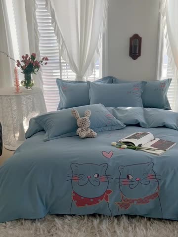 91家纺网 家纺一手货源 找家纺 雲归梦 2022新款小清新全棉绣花四件套 可爱喵-天蓝