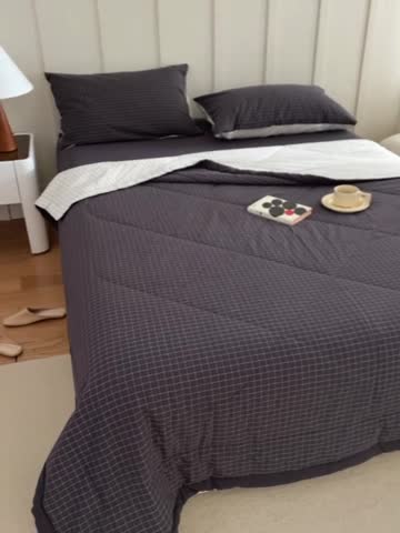 91家纺网 家纺一手货源 找家纺 寐眠2022全棉色织水洗棉夏被子被芯夏凉被四件套-羽丝棉灰白格双拼