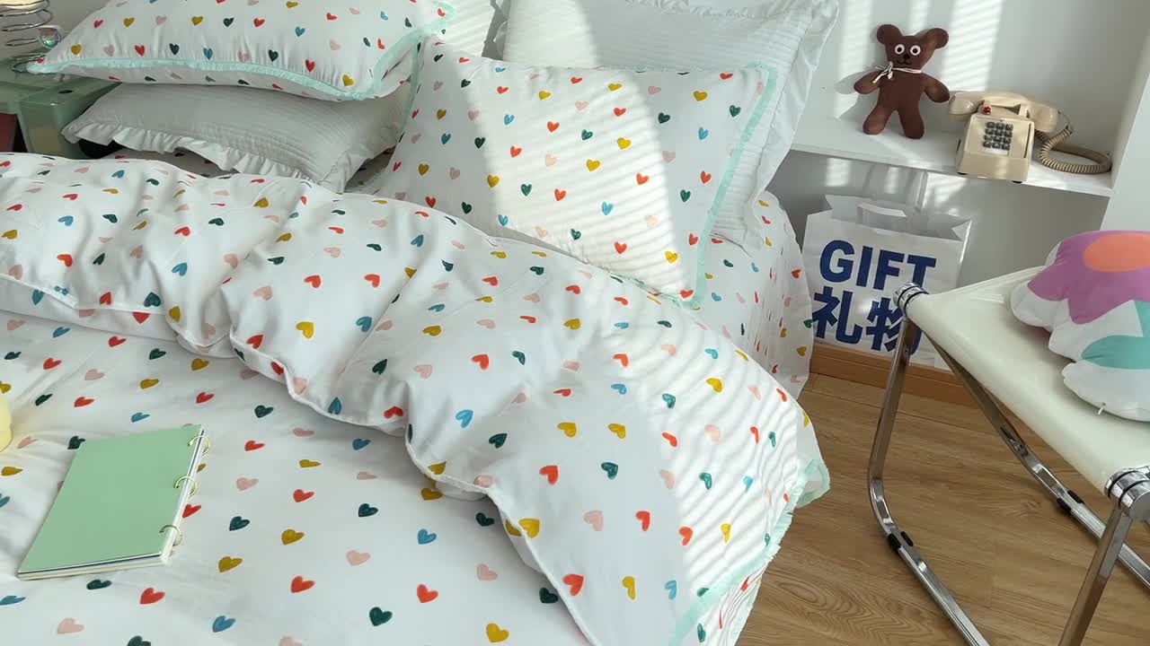 91家纺网 家纺一手货源 找家纺 淑女公社家纺 2022新款双层纱流苏花边款四件套 波波心动