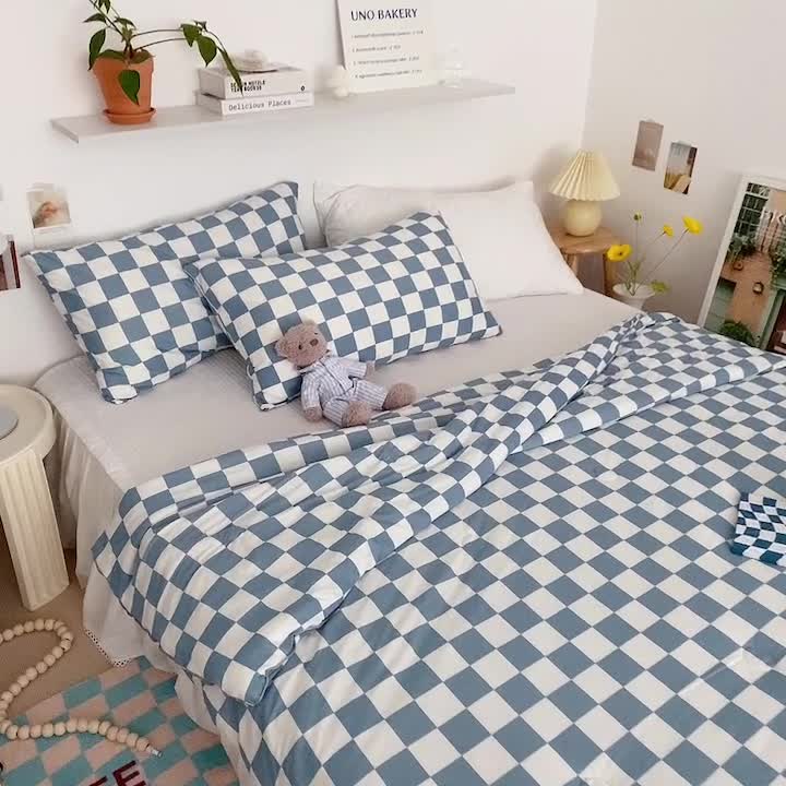 91家纺网 家纺一手货源 找家纺 星期八 2022新款棋盘格针织棉夏被 蓝格