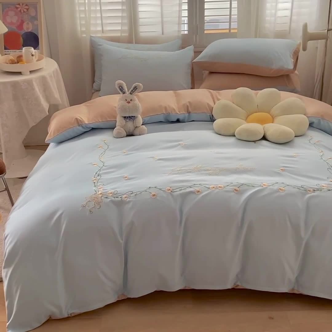 91家纺网 家纺一手货源 找家纺 眠帛 2022新款柔丝棉绣花四件套 繁花天空蓝