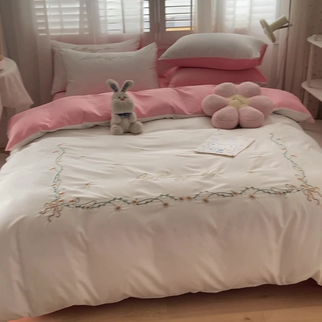 91家纺网 家纺一手货源 找家纺 眠帛 2022新款柔丝棉绣花四件套 繁花奶白