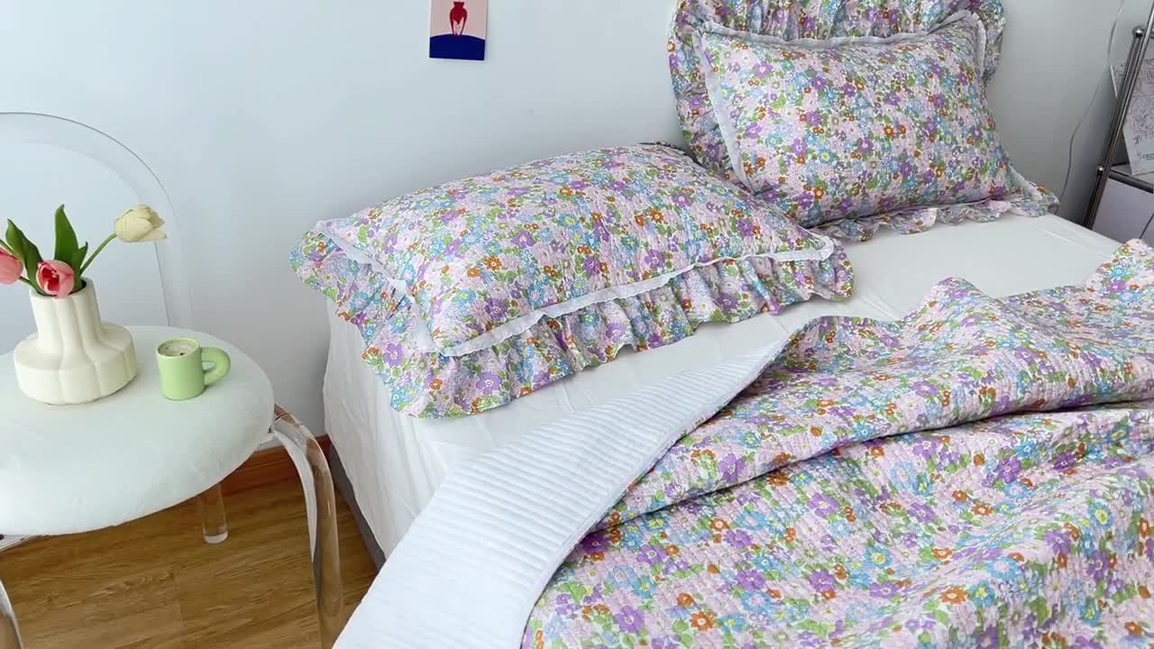 91家纺网 家纺一手货源 找家纺 淑女公社家纺 2022新款纯棉13372韩版镂空小花边床盖 姹紫嫣红