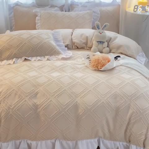 91家纺网 家纺一手货源 找家纺 澳梵家居2022新款韩式立体剪花小清新水洗全棉四件套泡芙-白