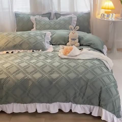 91家纺网 家纺一手货源 找家纺 澳梵家居2022新款韩式立体剪花小清新水洗全棉四件套泡芙水蓝