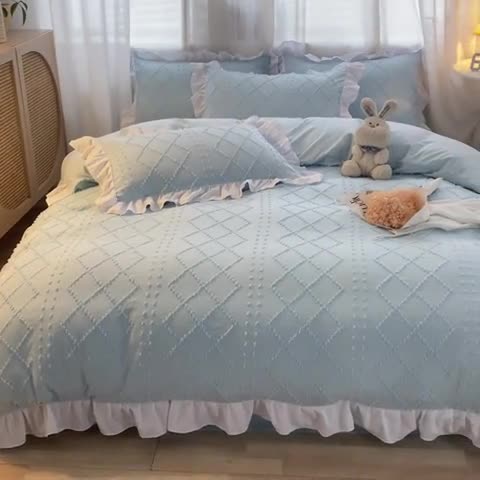 91家纺网 家纺一手货源 找家纺 澳梵家居2022新款韩式立体剪花小清新水洗全棉四件套泡芙水蓝