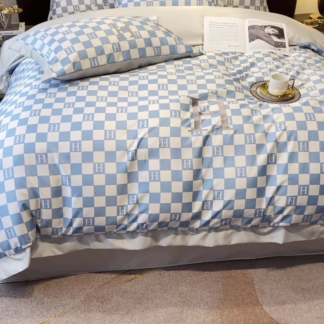 91家纺网 家纺一手货源 找家纺 优悦生活馆 2022新款棋盘格冰丝四件套 棋盘-蓝