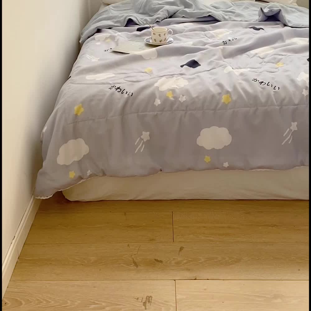 91家纺网 家纺一手货源 找家纺 寐居 2022新款亲肤小花边水洗棉单夏被 白云朵朵