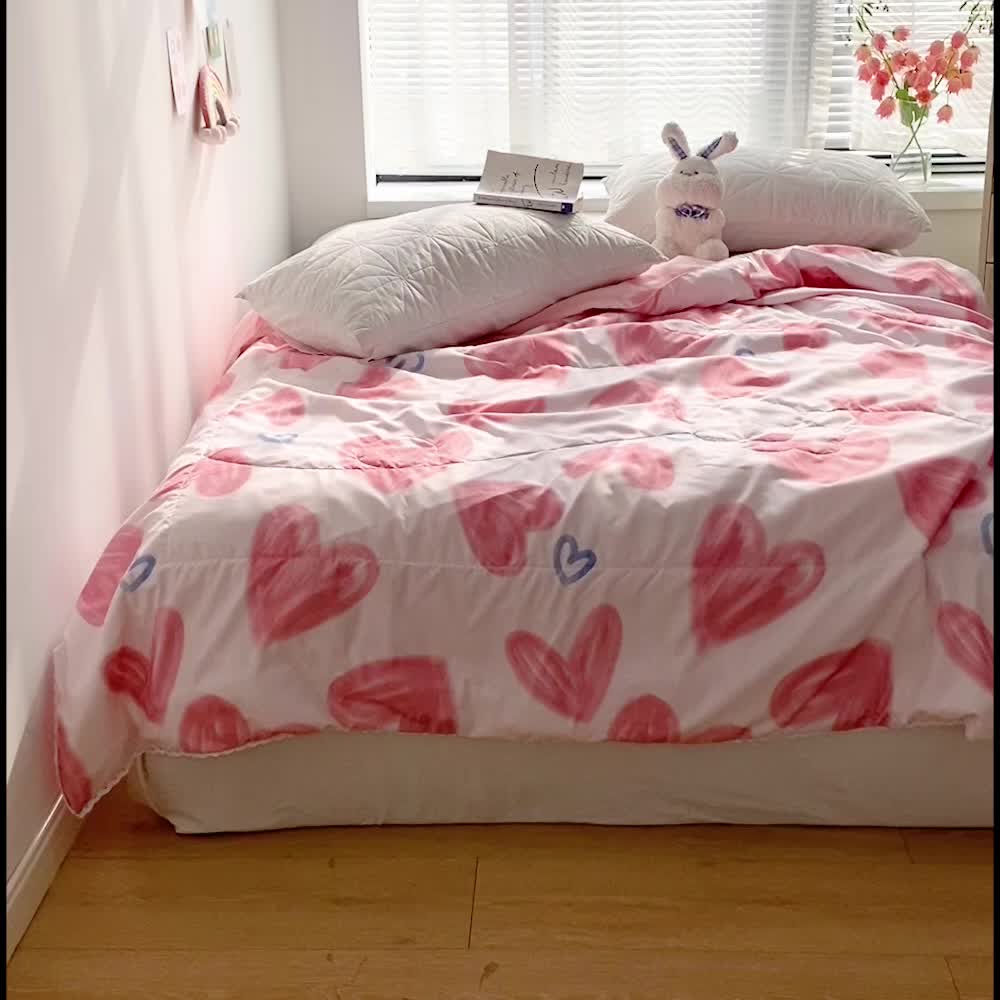 91家纺网 家纺一手货源 找家纺 寐居 2022新款亲肤小花边水洗棉单夏被 粉爱心