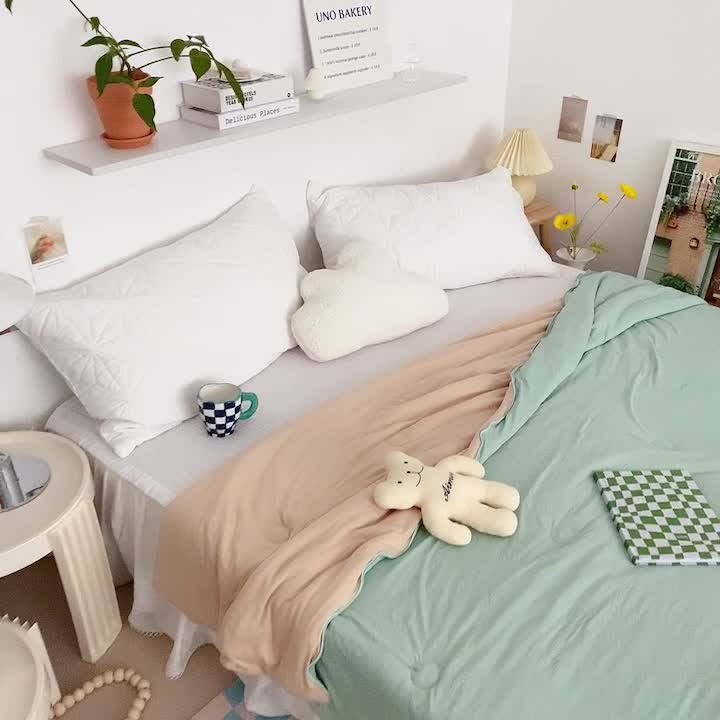 91家纺网 家纺一手货源 找家纺 星期八 2022新款马卡龙针织棉大豆夏被 豆绿卡其