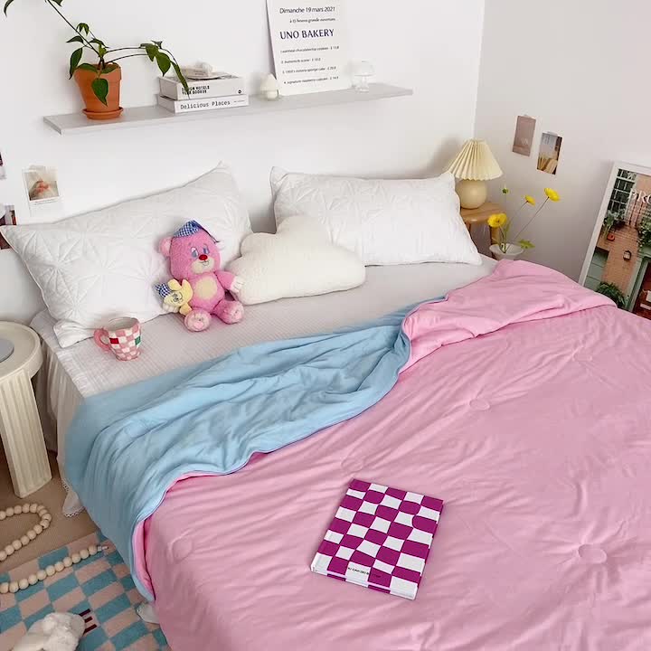 91家纺网 家纺一手货源 找家纺 星期八 2022新款马卡龙针织棉大豆夏被 粉蓝