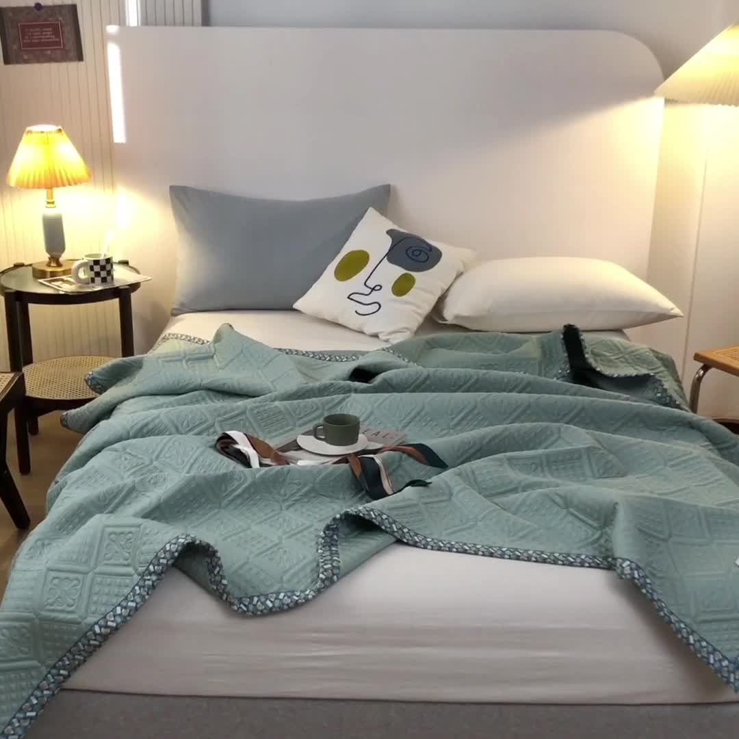 91家纺网 家纺一手货源 找家纺 卡奥 2023新款天丝莫代尔小茶芯床盖夏被 沁绿