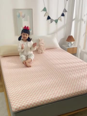 91家纺网 家纺一手货源 找家纺 鑫钰  2023全棉新款全棉棋盘格榻榻米加厚床垫 棋盘格 粉