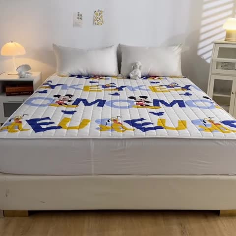 91家纺网 家纺一手货源 找家纺 鑫钰 2023新款迪士尼全棉床笠纯棉抗菌床罩席梦思保护套 布鲁托