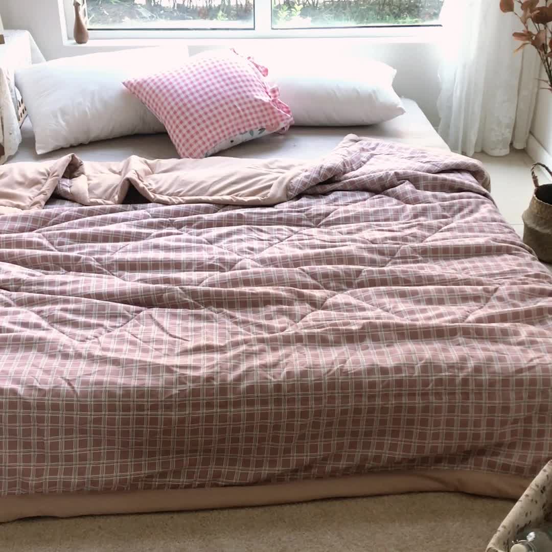 91家纺网 家纺一手货源 找家纺 慕尚家纺 2025新款日式简约无印风夏被夏凉被风格一 豆沙大格