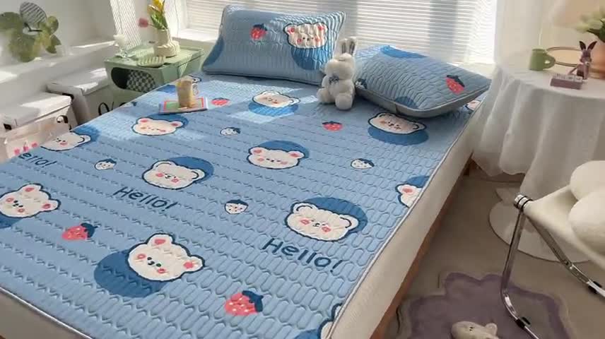 91家纺网 家纺一手货源 找家纺 慕尚 小清新床席款乳胶席三件套（带氨纶0.5mm） 熊熊蓝