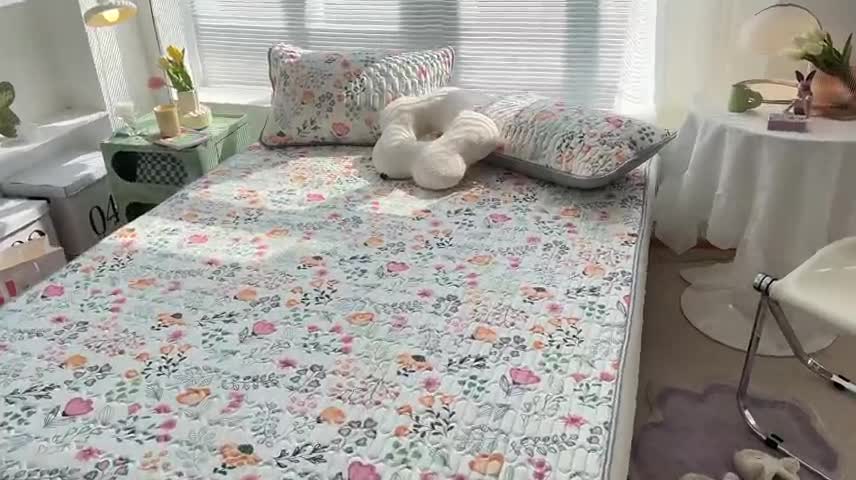 91家纺网 家纺一手货源 找家纺 慕尚 小清新床席款乳胶席三件套（带氨纶0.5mm） 兮影花