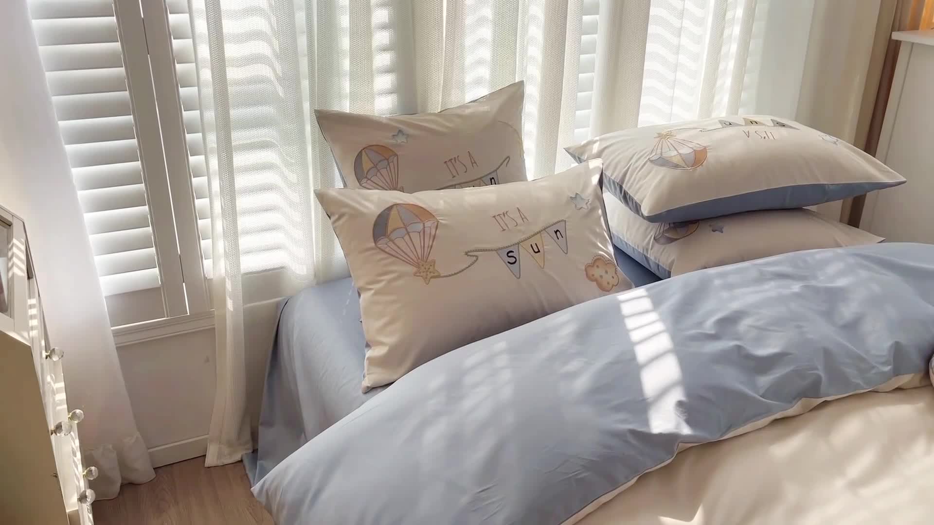 91家纺网 家纺一手货源 找家纺 星野 2022春夏100支澳棉绣花四件套-童话镇