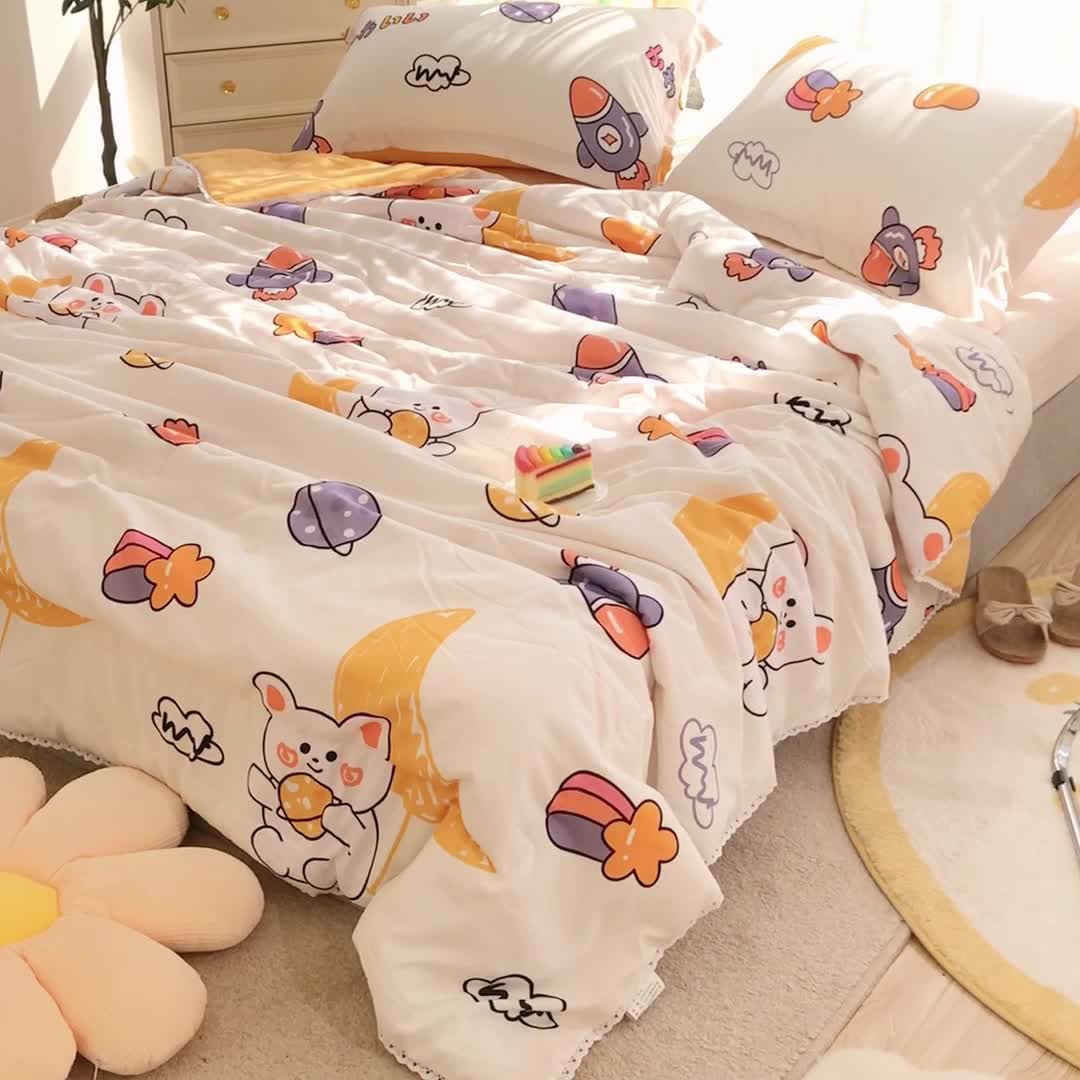 91家纺网 家纺一手货源 找家纺 慕尚 2025新款实拍水洗小花边夏被 奇幻星球