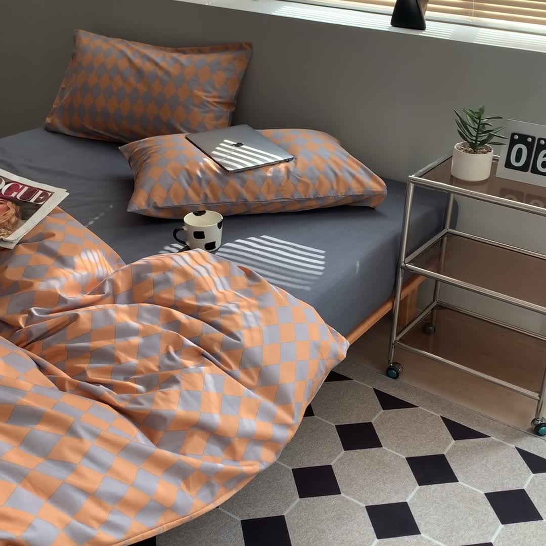 91家纺网 家纺一手货源 找家纺 怡家居 2022新款全棉棋盘格混搭四件套 菱格灰桔