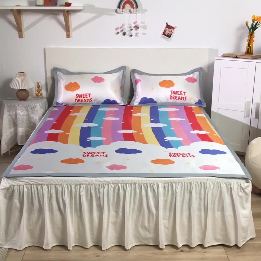 91家纺网 家纺一手货源 找家纺 琪格格 2022新款复合冰丝席凉席 彩条云朵