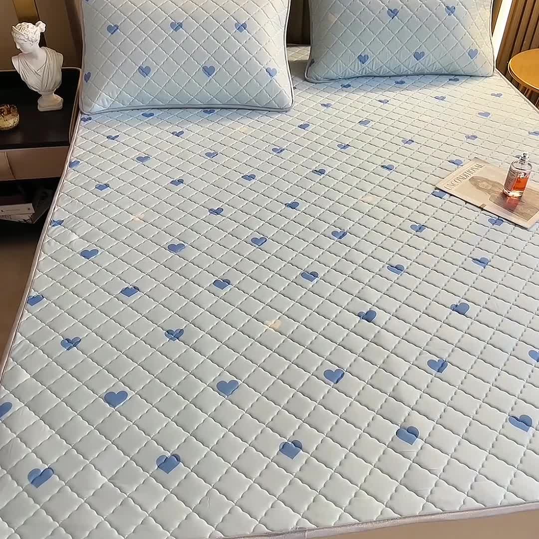 91家纺网 家纺一手货源 找家纺 锦罗绣 2024新款水洗乳胶凉席床笠凉席夏被四件套 爱心蓝