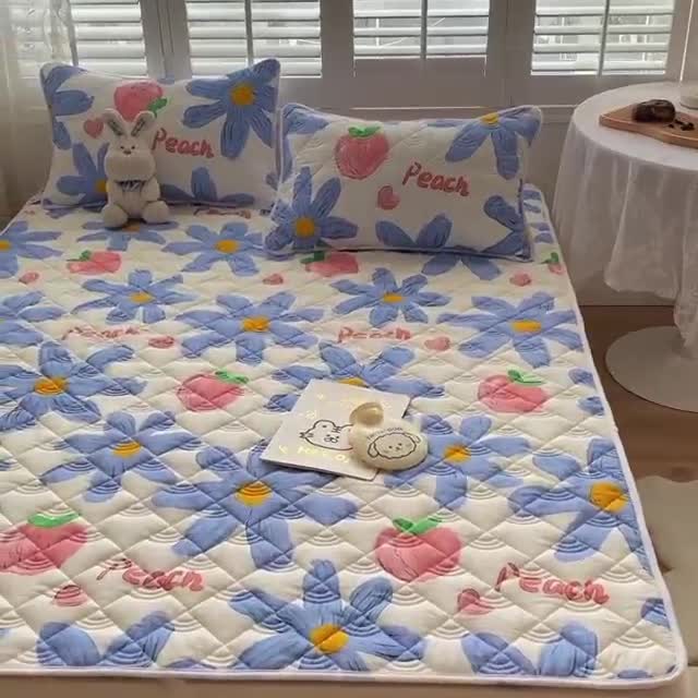 91家纺网 家纺一手货源 找家纺 鑫钰 2023新款全棉抗菌印花薄床垫 陌颜兰