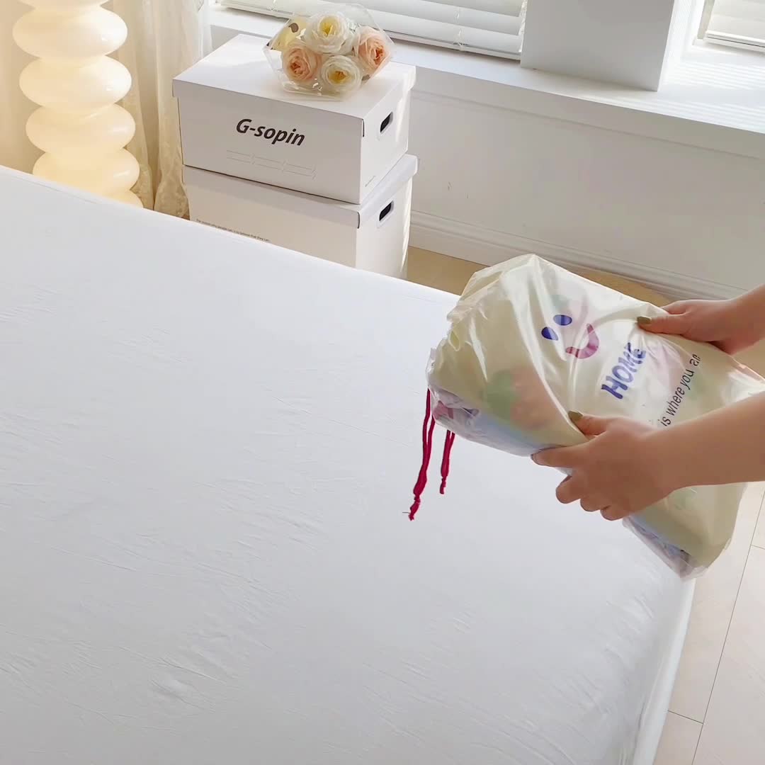 91家纺网 家纺一手货源 找家纺 2022年新13070全棉纯棉印花纽扣款四件套直播 晓芙庄园