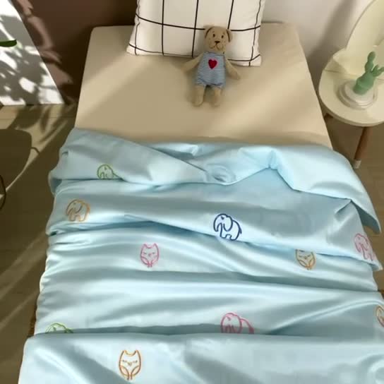 91家纺网 家纺一手货源 找家纺 喜多兔 2022新款莫代尔天丝儿童夏被-小甜蜜 蓝色象仔儿