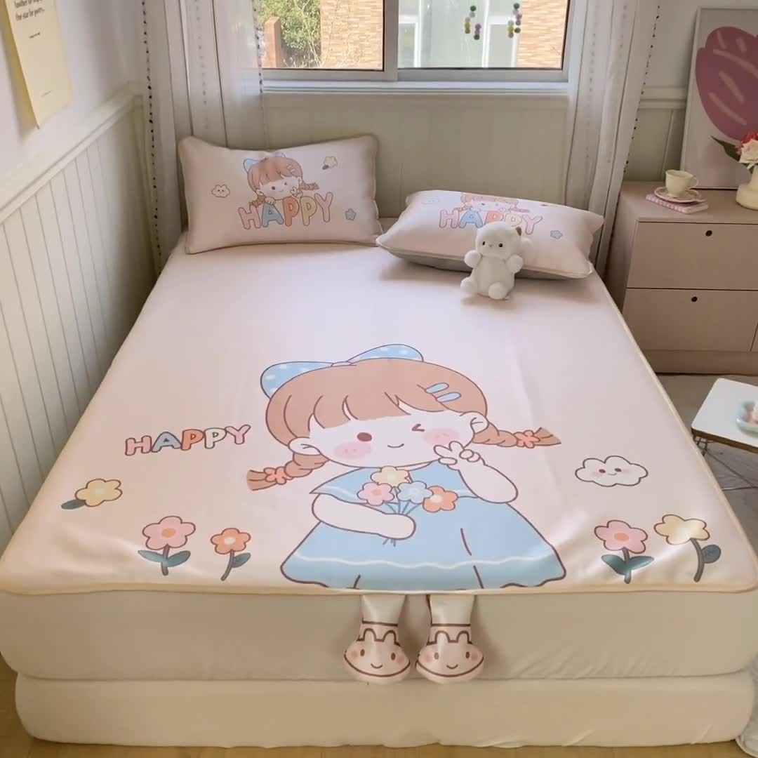 91家纺网 家纺一手货源 找家纺 慕尚 2025大版牛奶丝凉感丝工艺凉席三件套 洋气女孩