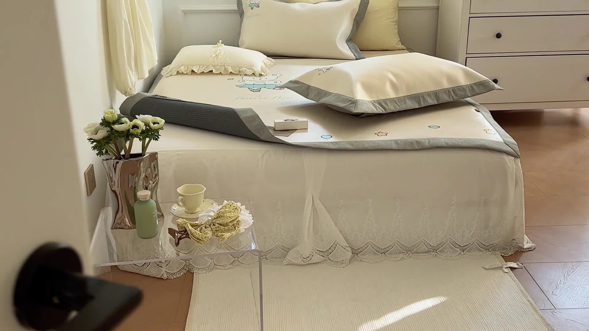 91家纺网 家纺一手货源 找家纺 昔可 2022新款高端大版数码印花冰沐丝养生席 跳舞熊