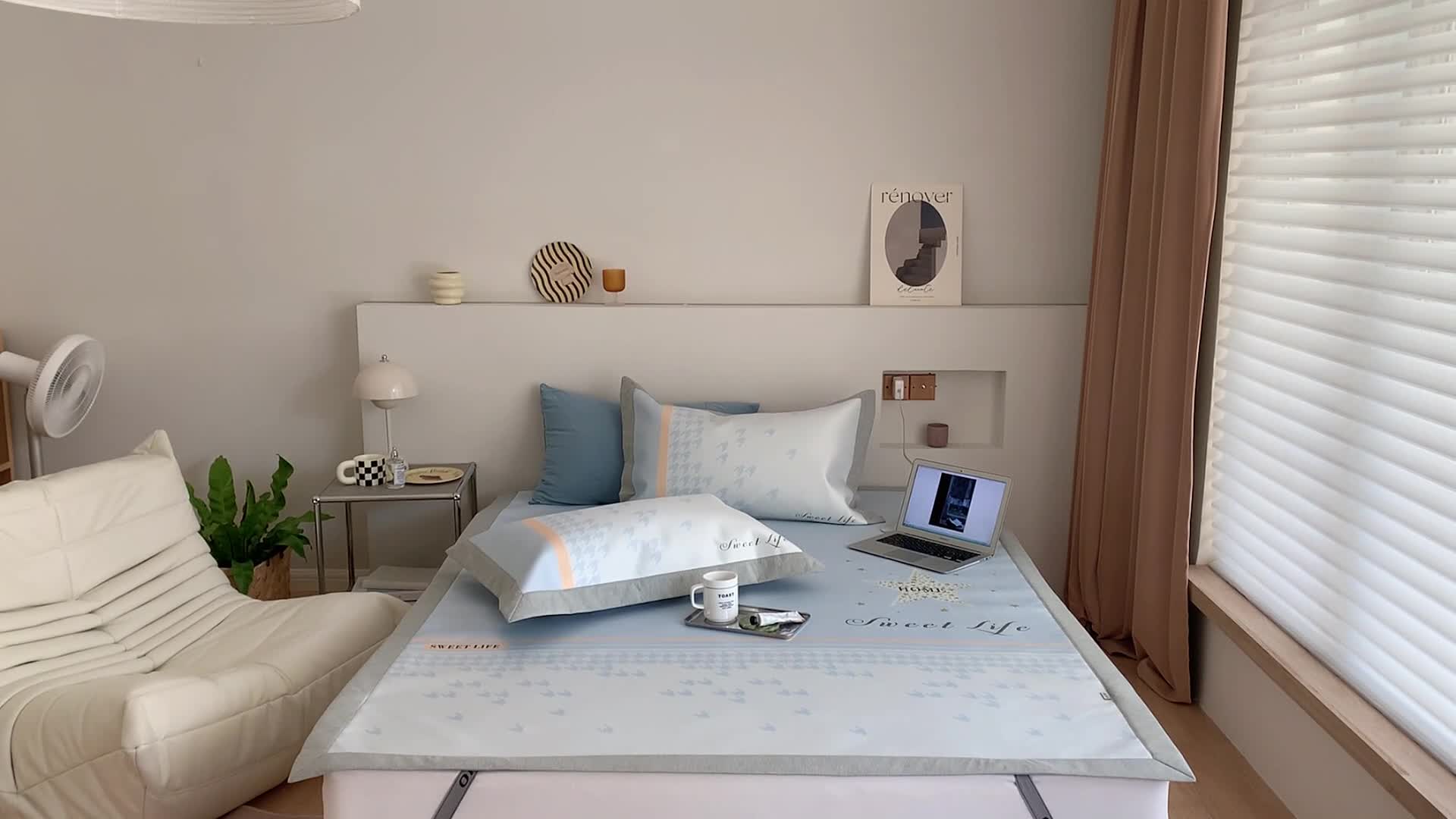 91家纺网 家纺一手货源 找家纺 昔可 2022新款高端大版数码印花冰沐丝养生席 星光闪闪-蓝