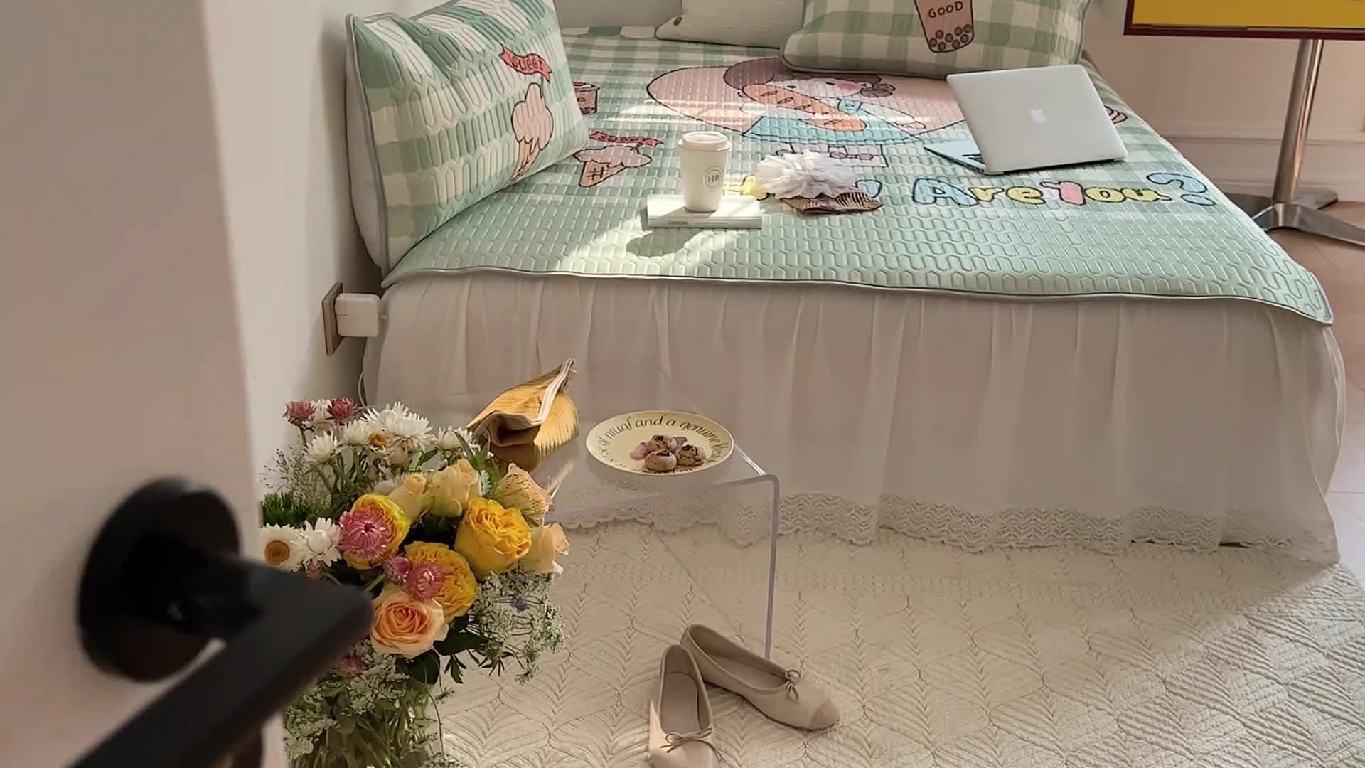 91家纺网 家纺一手货源 找家纺 昔可 2022新款大版印花乳胶凉席 面包女孩