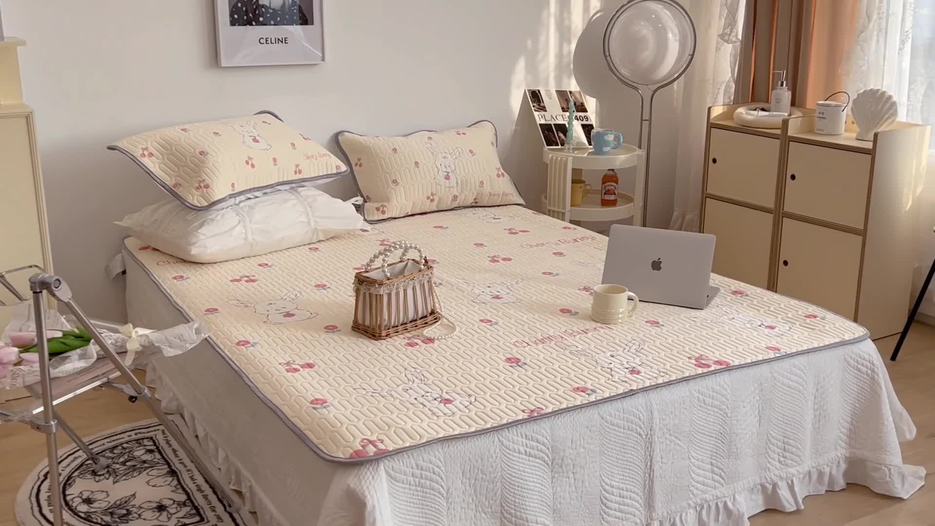 91家纺网 家纺一手货源 找家纺 昔可 2022新款圆网乳胶凉席 樱桃兔宝