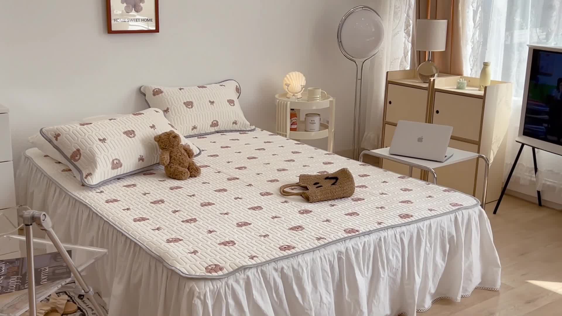 91家纺网 家纺一手货源 找家纺 昔可 2022新款圆网乳胶凉席 熊仔蝴蝶结