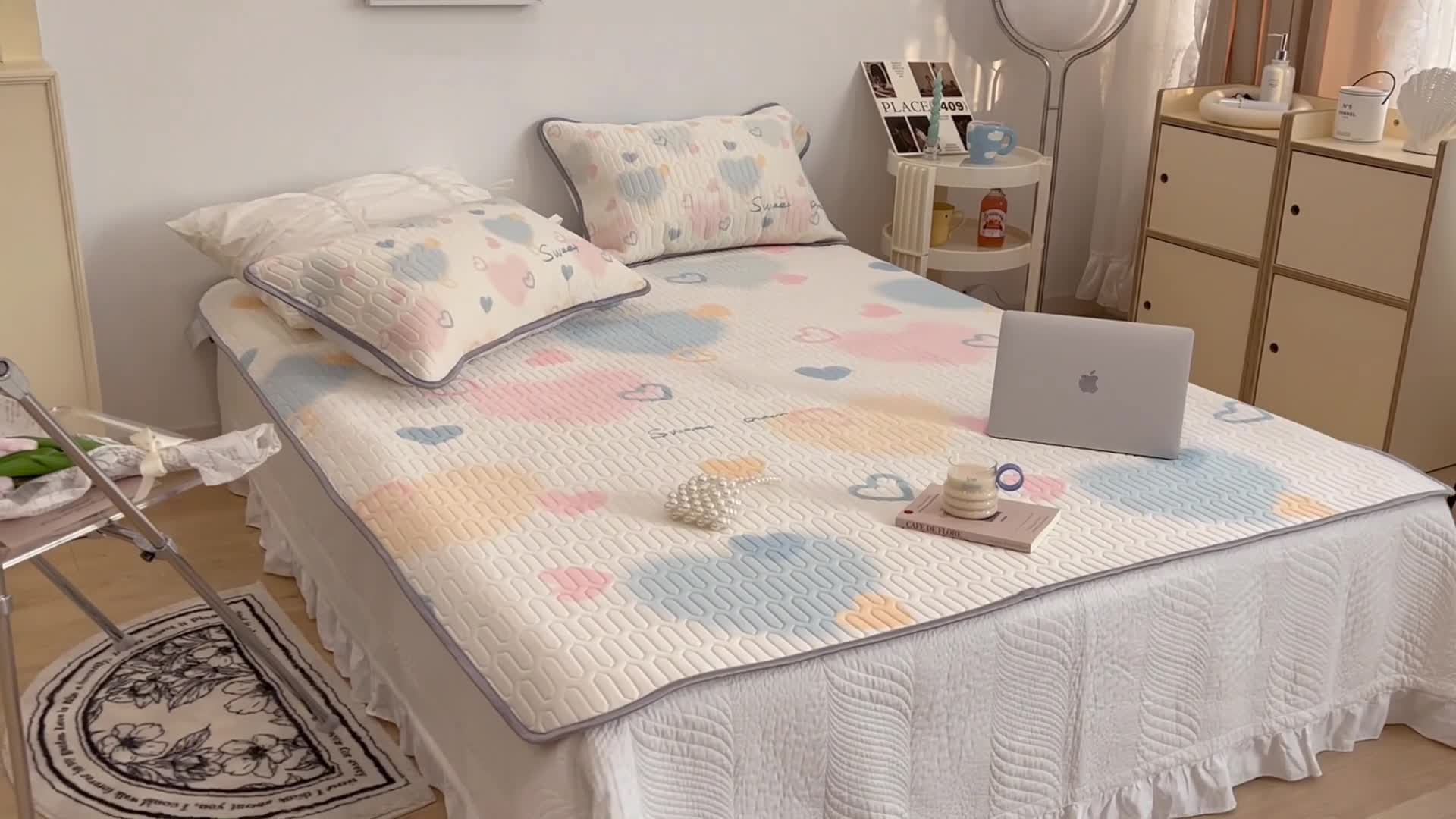 91家纺网 家纺一手货源 找家纺 昔可 2022新款圆网乳胶凉席 心动桃心