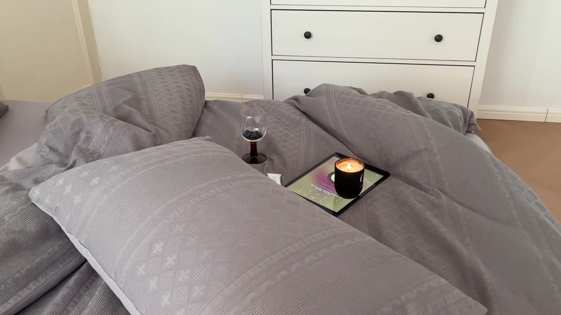 91家纺网 家纺一手货源 找家纺 昔可 2022新款60支水洗棉华夫格提花四件套拍法二 四花格大象灰