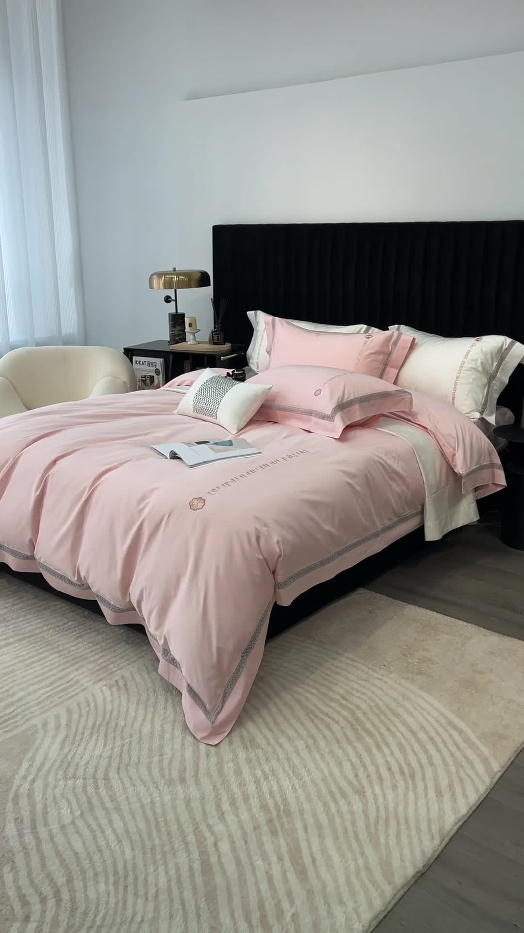 91家纺网 家纺一手货源 找家纺 缔缦家纺 2022新款100s澳棉刺绣系列四件套-情深 情深-粉