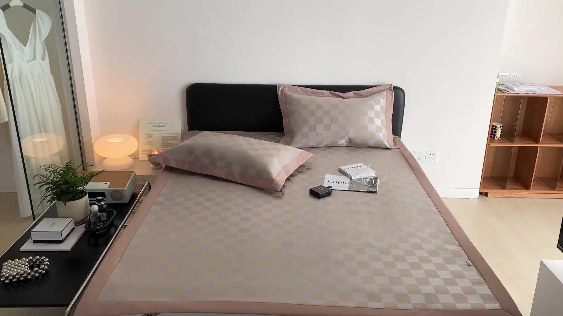 91家纺网 家纺一手货源 找家纺 昔可 2022新款900D水洗提花养生凉席 异形格-咖