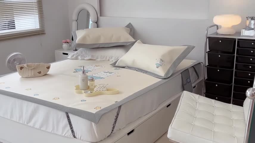 91家纺网 家纺一手货源 找家纺 昔可 2022新款大版数码水洗冰沐丝凉席 跳舞熊