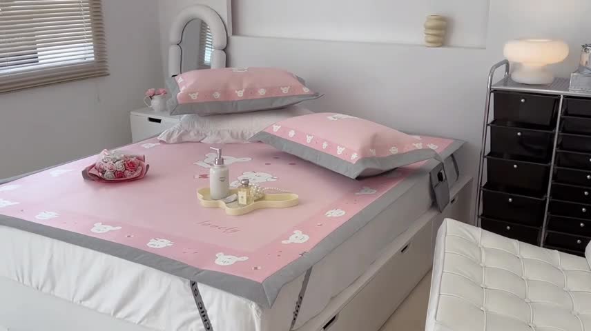 91家纺网 家纺一手货源 找家纺 昔可 2022新款大版数码水洗冰沐丝凉席 小玩伴