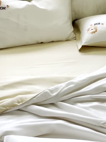 91家纺网 家纺一手货源 找家纺 星野 2022新款绣花儿童夏被-萌萌狮