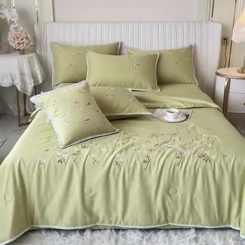 91家纺网 家纺一手货源 找家纺 安妮家居 2022新款水洗真丝夏被四件套 蕾丝檬黄