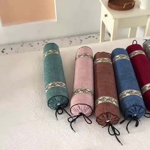 91家纺网 家纺一手货源 找家纺 （总）仁宇 2022新款仿麻布欧式糖果枕头50*8cm