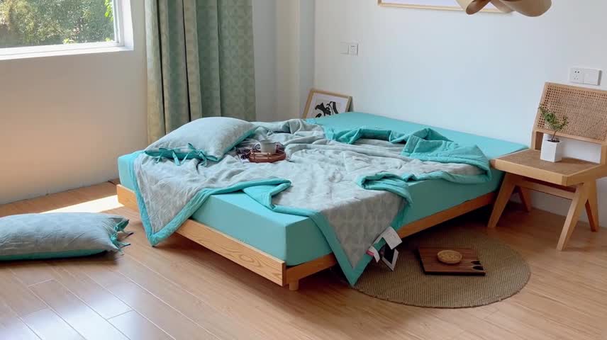 91家纺网 家纺一手货源 找家纺 安莱生活 2022新款双层纱四叶草色织大提花夏被 四叶草兰青