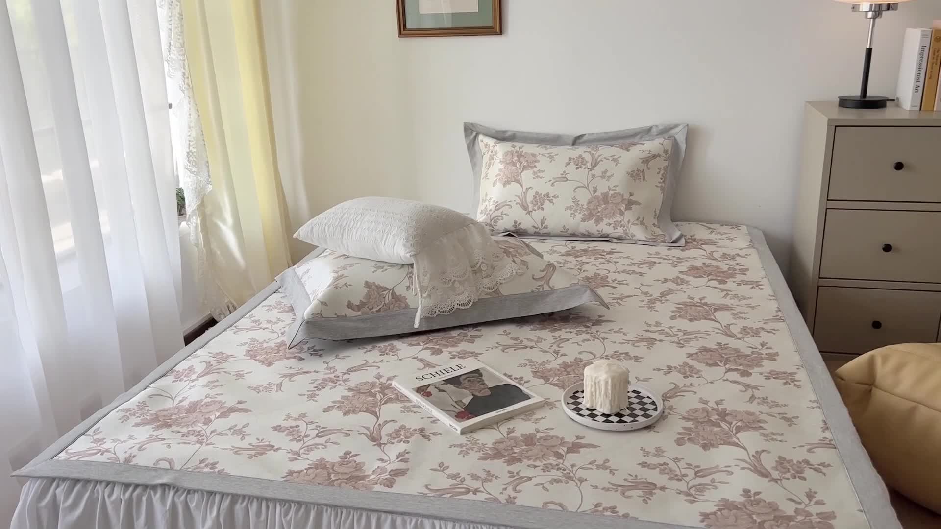 91家纺网 家纺一手货源 找家纺 时年 2022新款水洗冰露丝养生席凉席 莫奈-咖