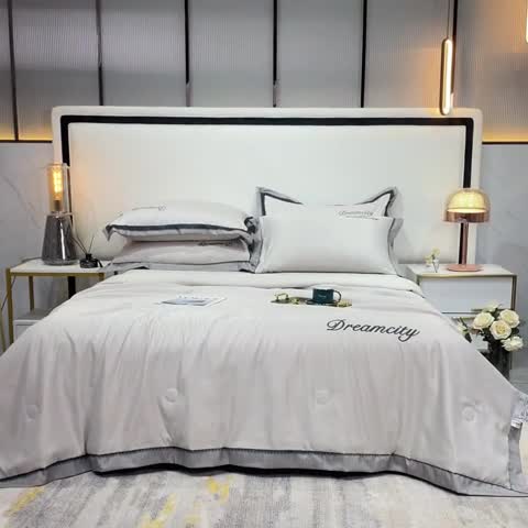 91家纺网 家纺一手货源 找家纺 丽卡家纺 2023新款水洗天丝刺绣夏被四件套 梦幻-米灰