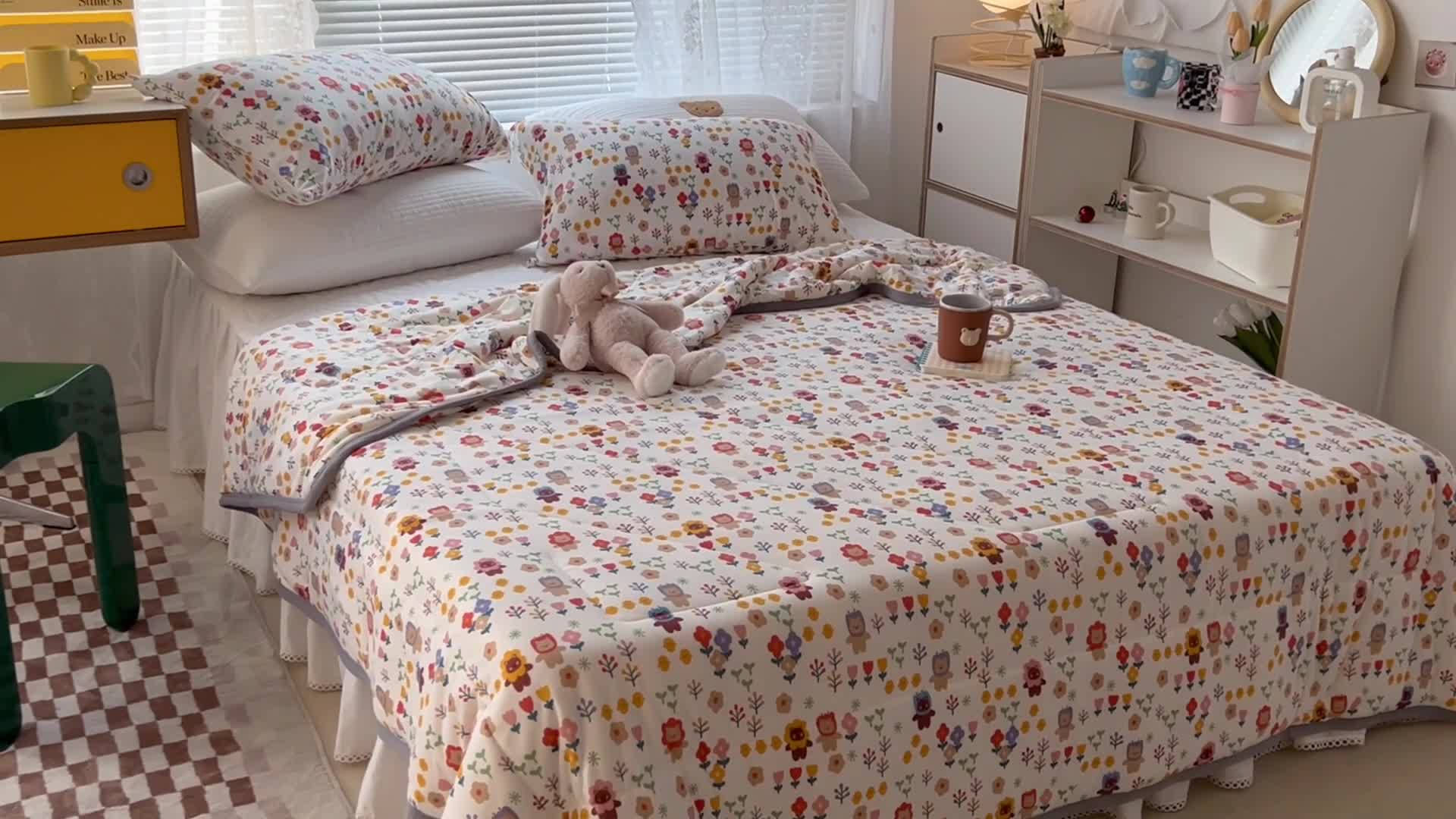 91家纺网 家纺一手货源 找家纺 昔可 2022新款包边牛奶丝针织夏被 小狮子